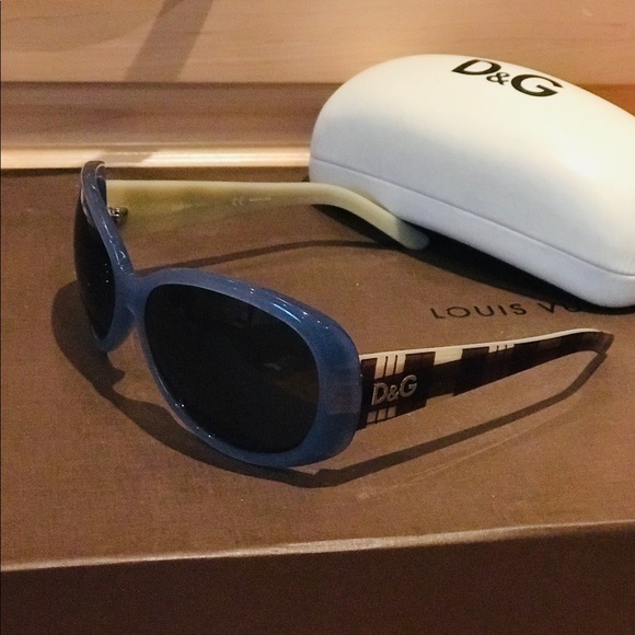 Dolce and Gabbana Sunglasses 💙 🕶 - Picture 2 of 2